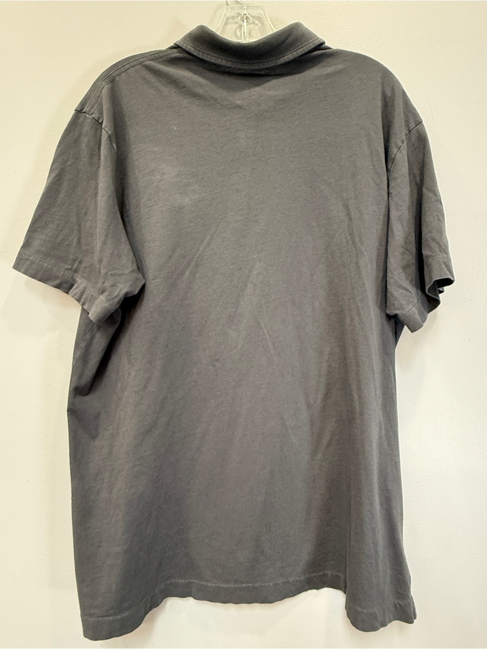 Patagonia Men's Dark Gray Short-Sleeve Polo with Chest Pocket - Picture 4 of 4